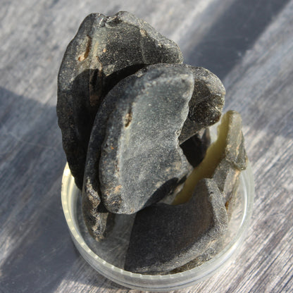 Old thick river Glass finds from Reedy Creek, Eldorado, Victoria 4/5 pieces Rocks and Things