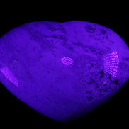 Blue Jasper heart from Madagascar 316g in UV light - Rocks and Things Store