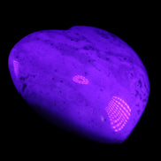 Blue Jasper heart from Madagascar 316g in UV light - Rocks and Things Store