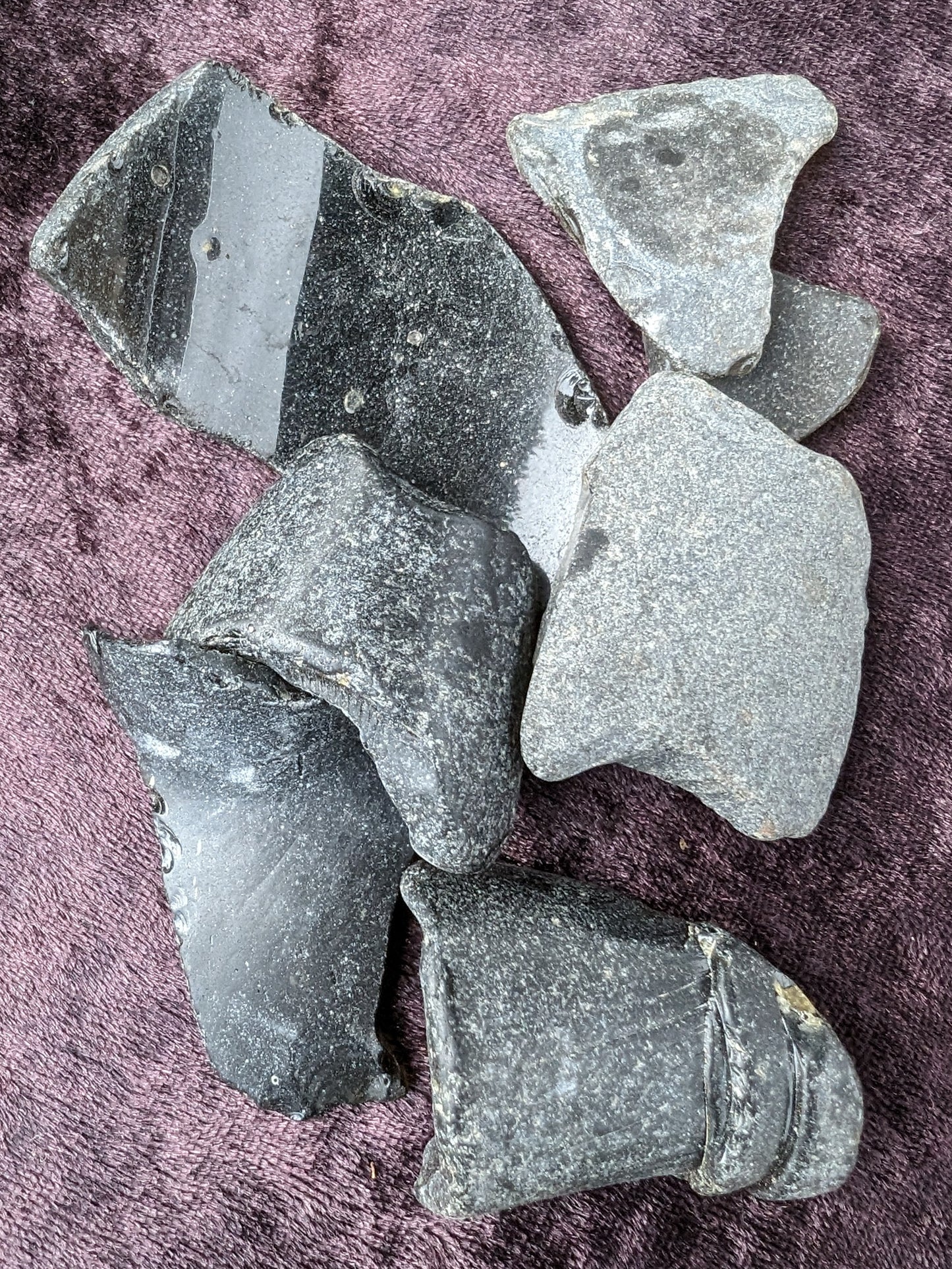 Thick old Glass from Reedy Creek, Eldorado 99g Rocks and Things