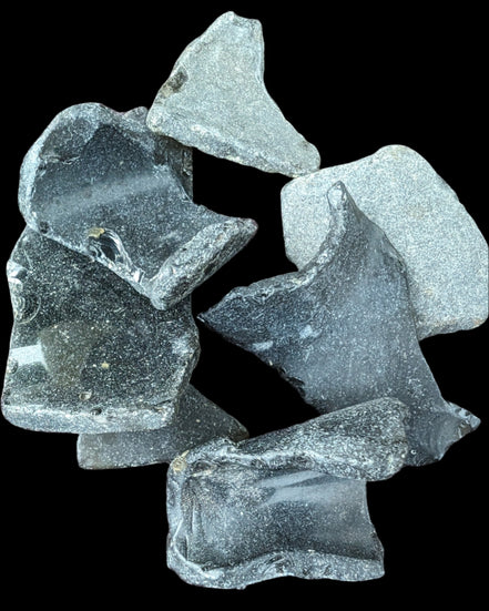 Thick old Glass from Reedy Creek, Eldorado 99g in sunlight - Rocks and Things Store