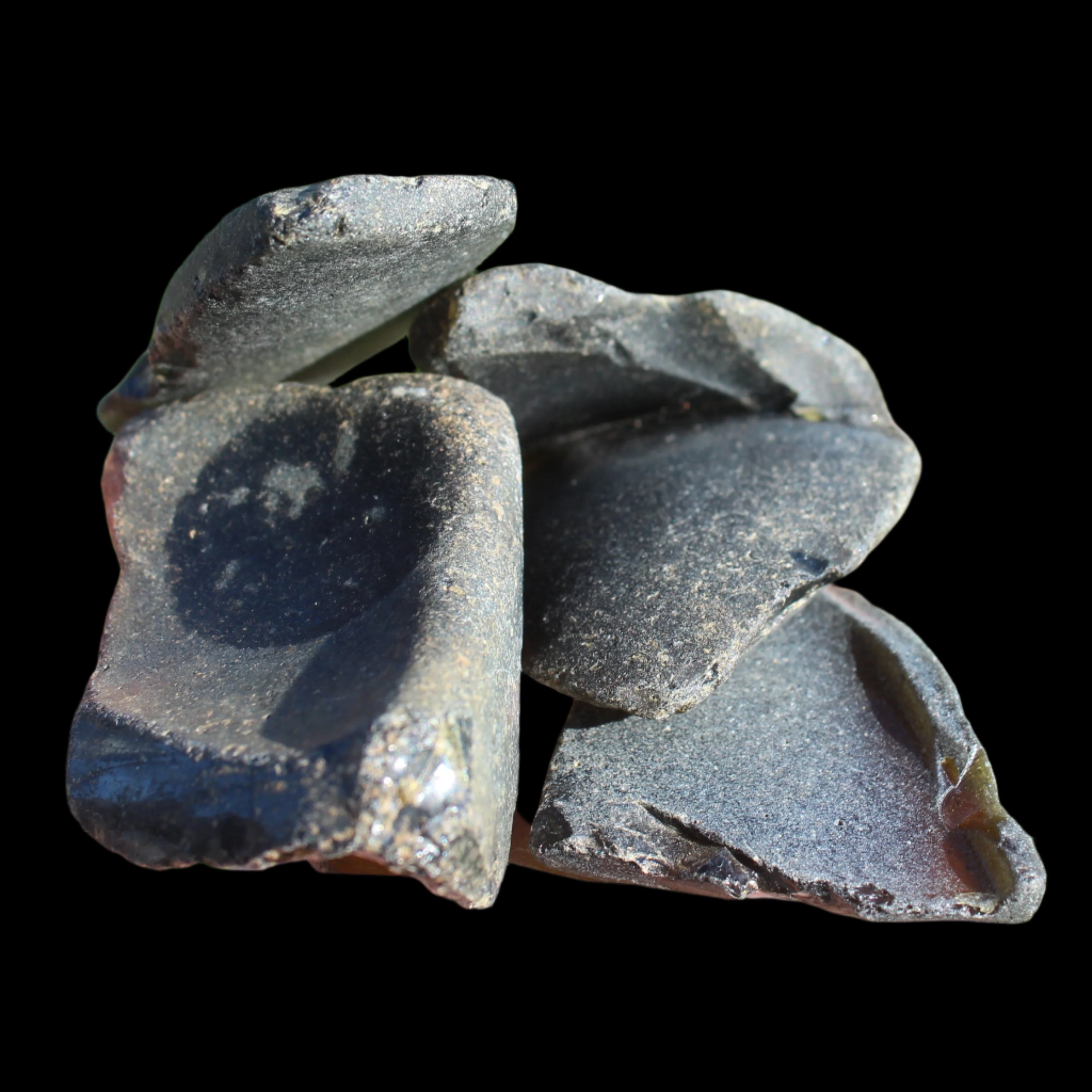 Thick old Glass from Reedy Creek, Eldorado 99g in sunlight - Rocks and Things Store