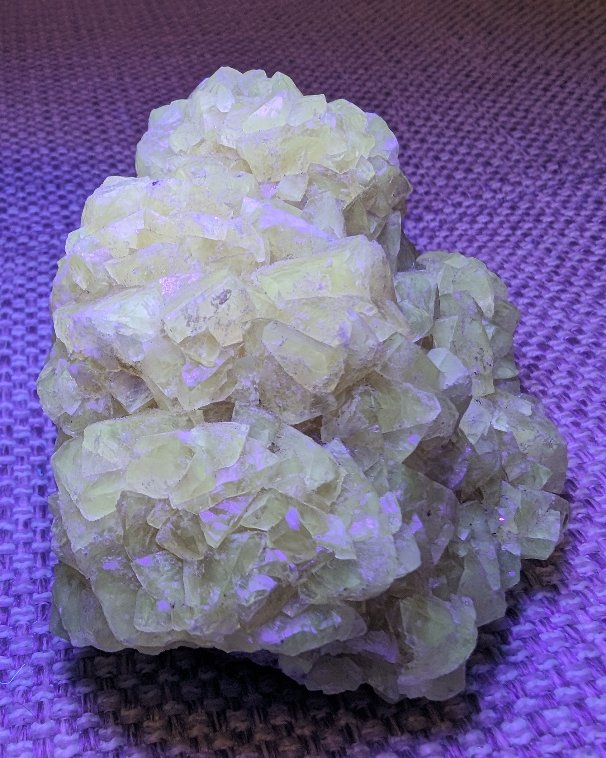 Golden Yellow cubic Calcite cluster UV reactive 312g Rocks and Things