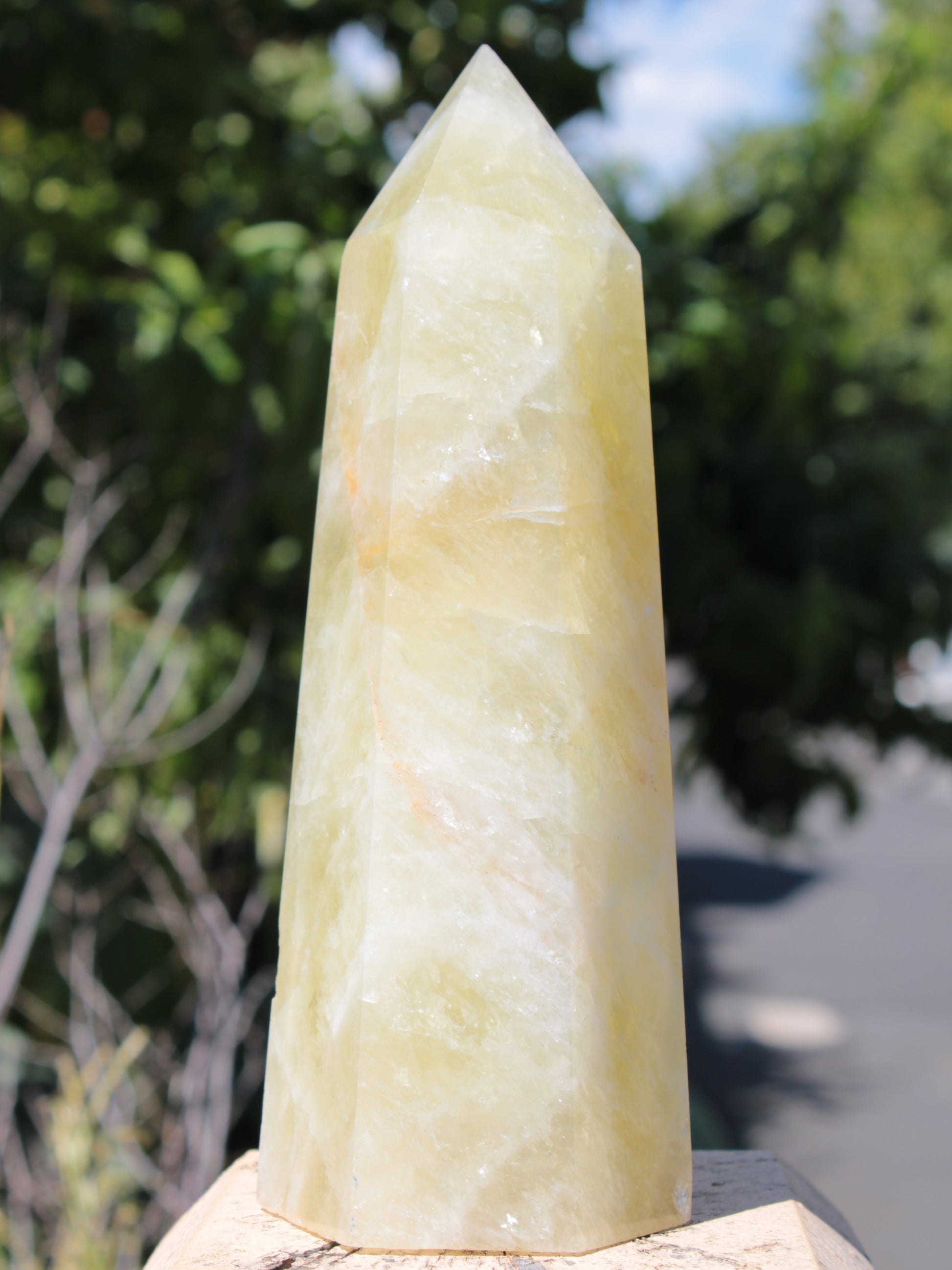 Citrine obelisk 1130g Rocks and Things