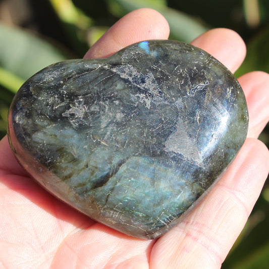 Labradorite heart 142g Rocks and Things