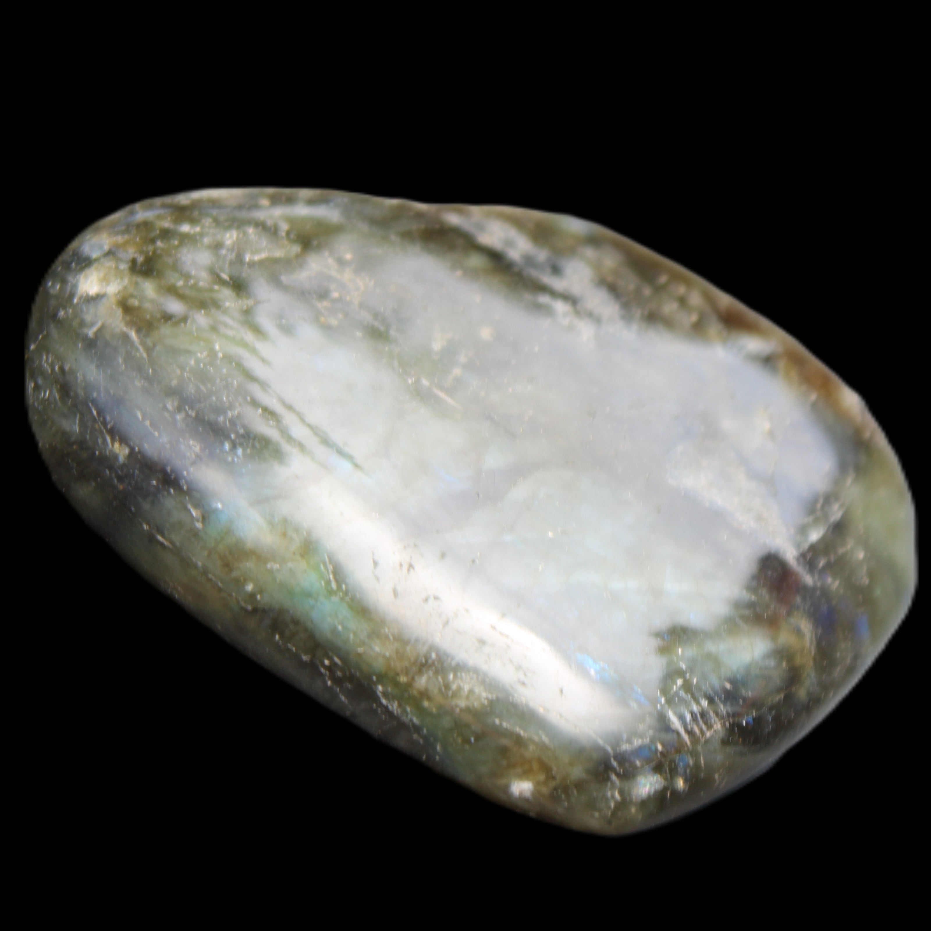 Labradorite heart 142g in sunlight - Rocks and Things Store