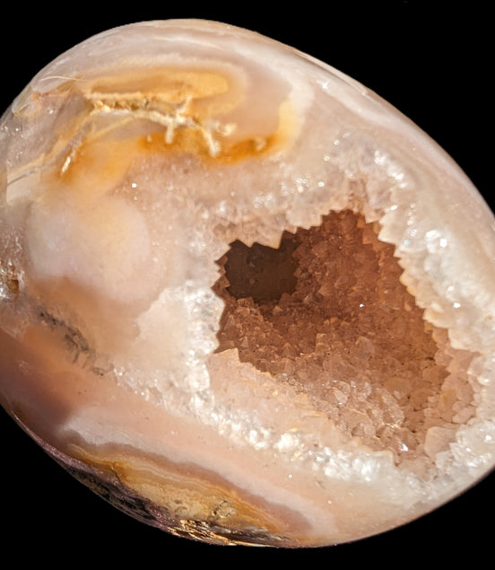 Agate crystal cave geode 500g Rocks and Things