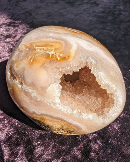 Agate crystal cave geode 500g Rocks and Things