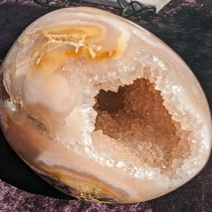 Agate crystal cave geode 500g Rocks and Things