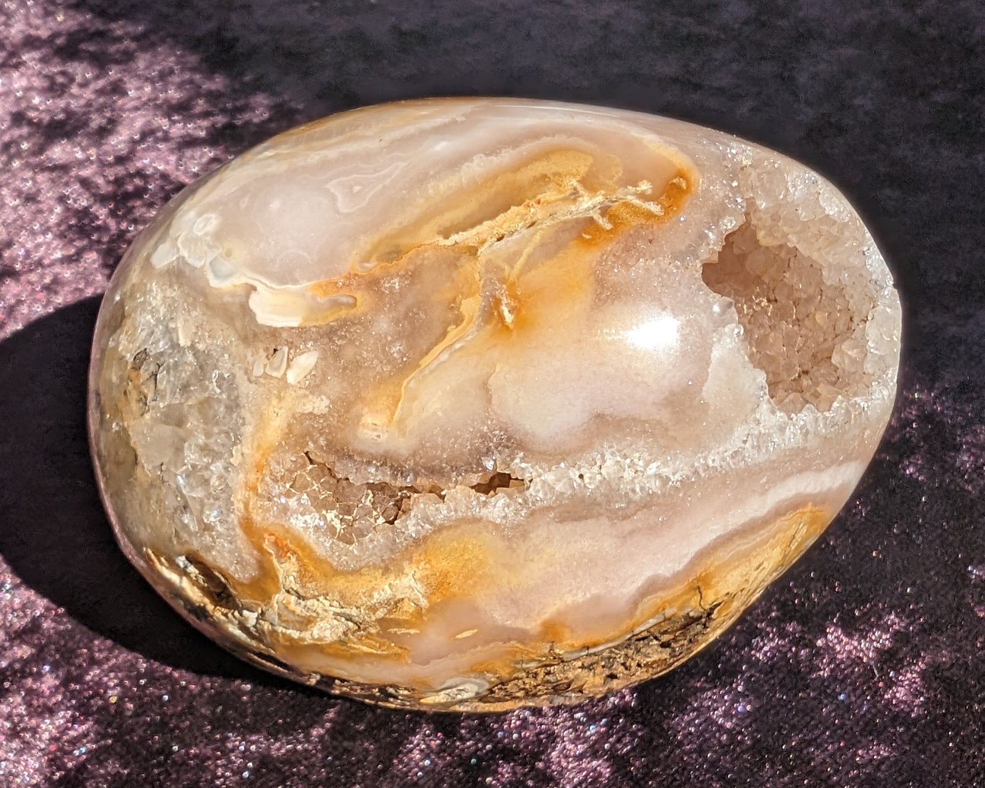 Agate crystal cave geode 500g Rocks and Things