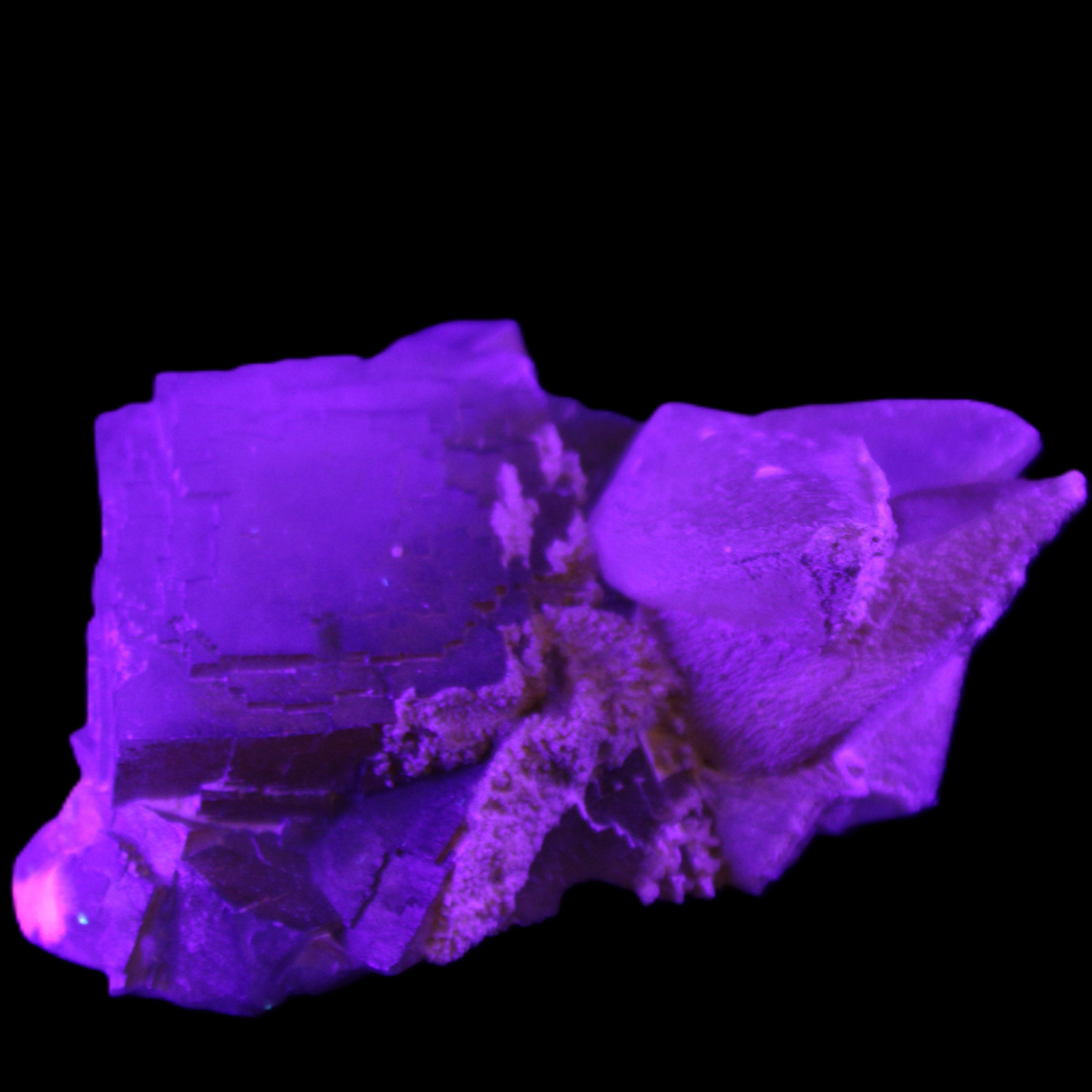 Clear Yellow Fluorite with 45mm dog-tooth Calcite 98*76*55mm 286g in UV light - Rocks and Things Store