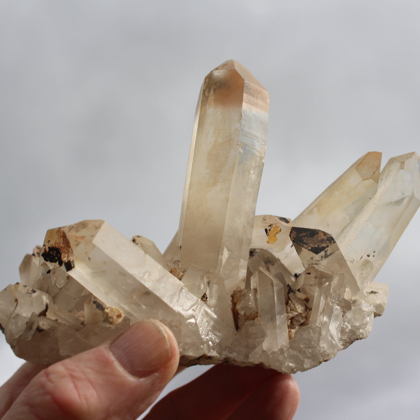 Quartz cluster 432g Rocks and Things