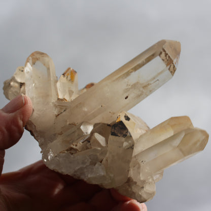 Quartz cluster 432g Rocks and Things