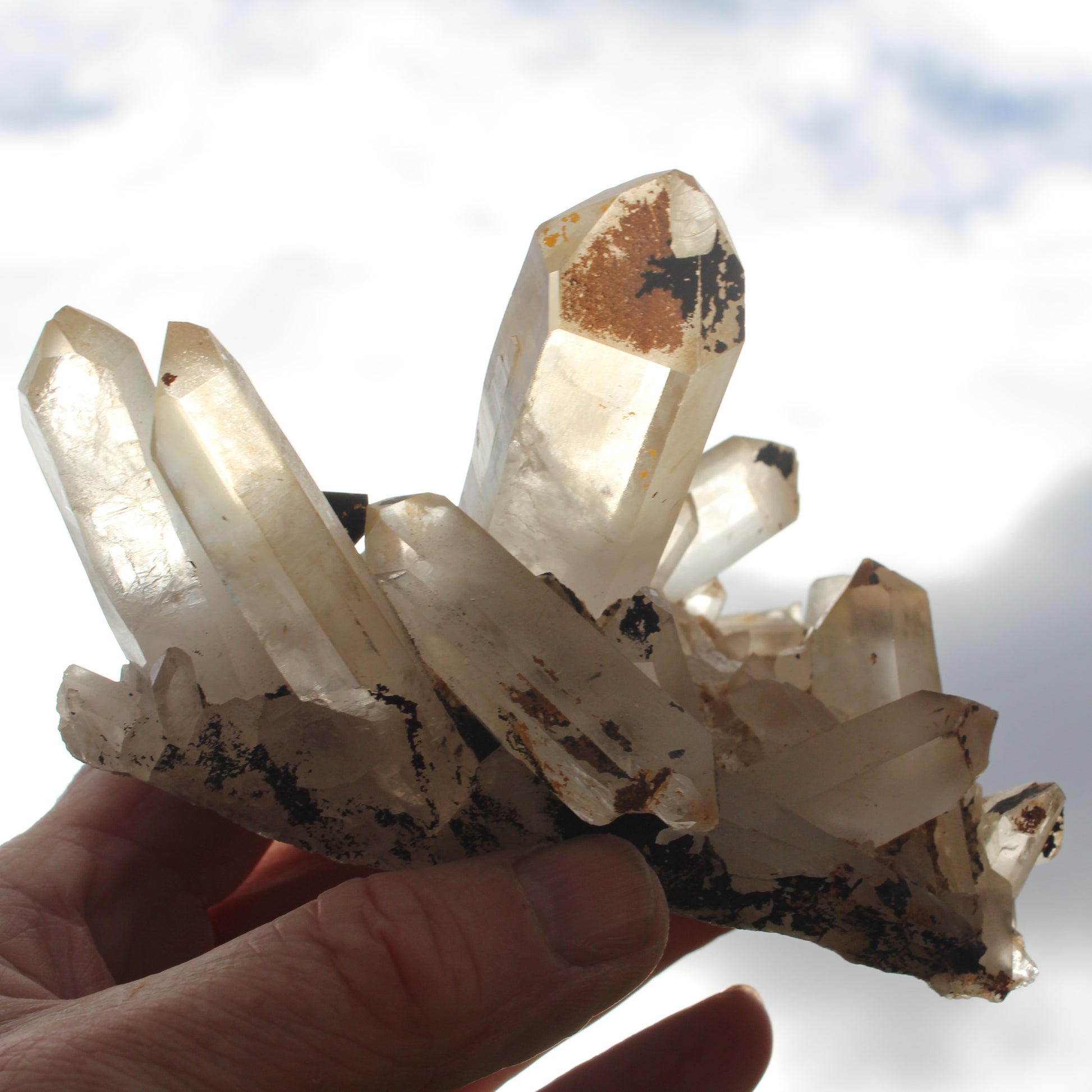 Quartz cluster 432g Rocks and Things