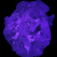 Clear Quartz cluster 100*77*33mm 242g in UV light