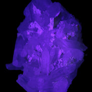 Clear Quartz cluster 100*77*33mm 242g in UV light