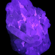 Clear Quartz cluster 100*77*33mm 242g in UV light