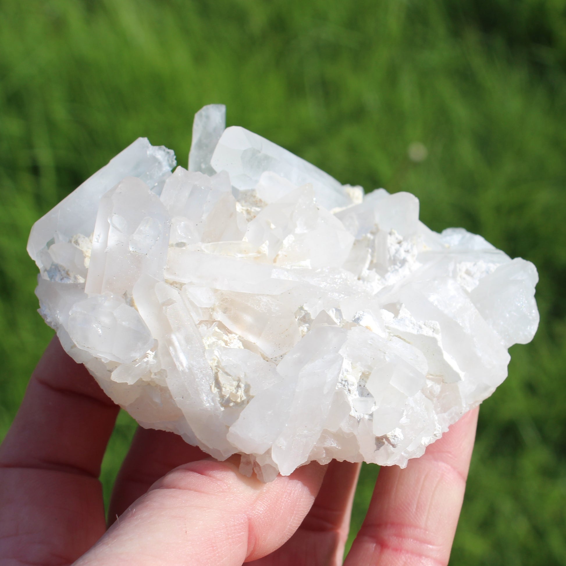 Clear Quartz cluster 243g Rocks and Things