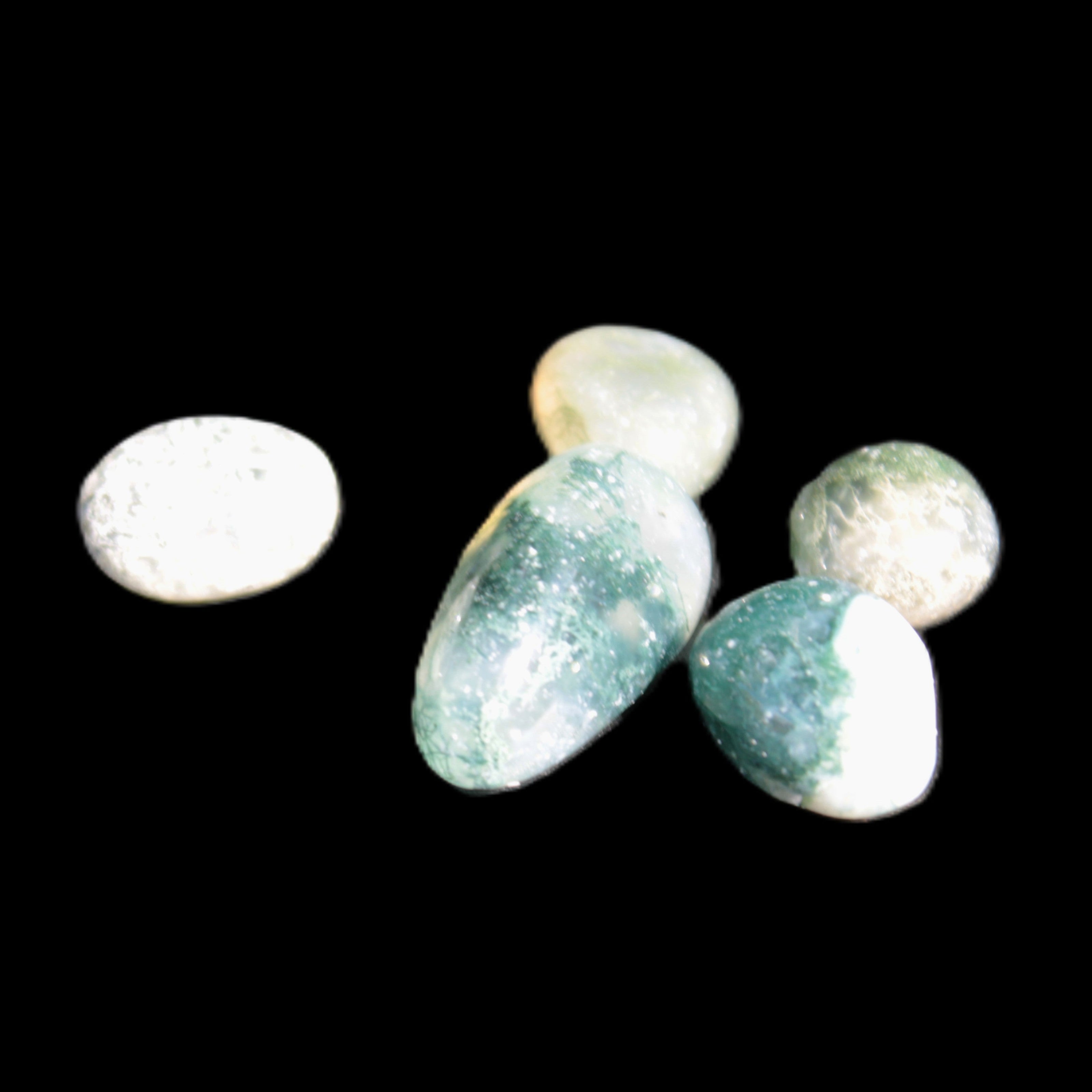 Moss Agate tiny crystals from Madagascar 9g  - Rocks and Things Store
