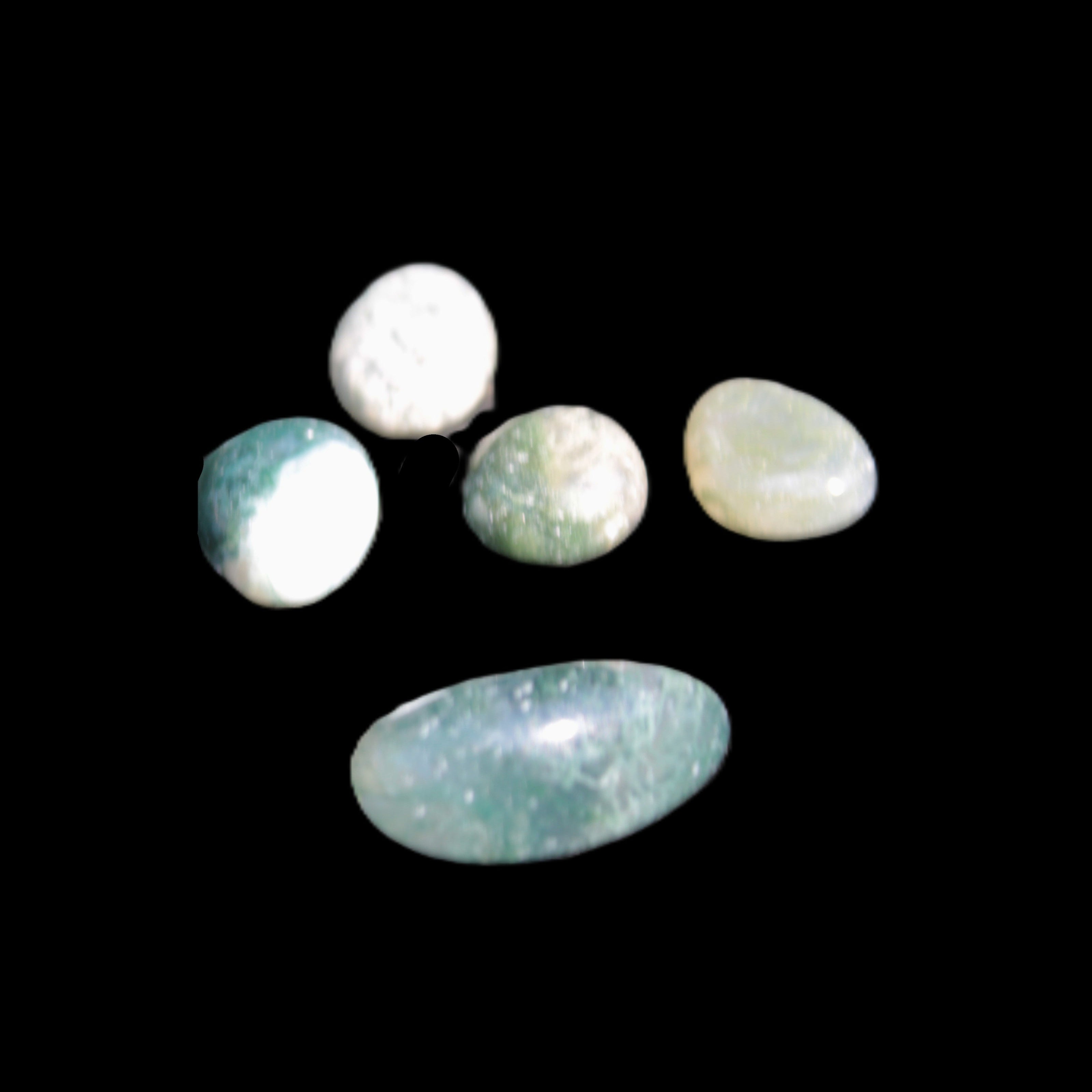 Moss Agate tiny crystals from Madagascar 9g  - Rocks and Things Store