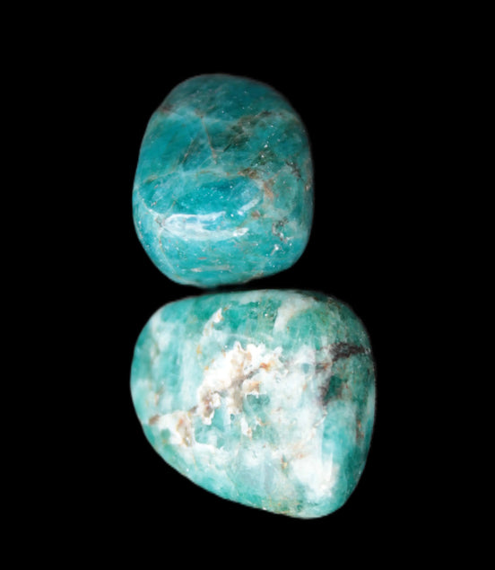 Blue Apatite 2 stones 20/24mm 16g - Rocks and Things Store