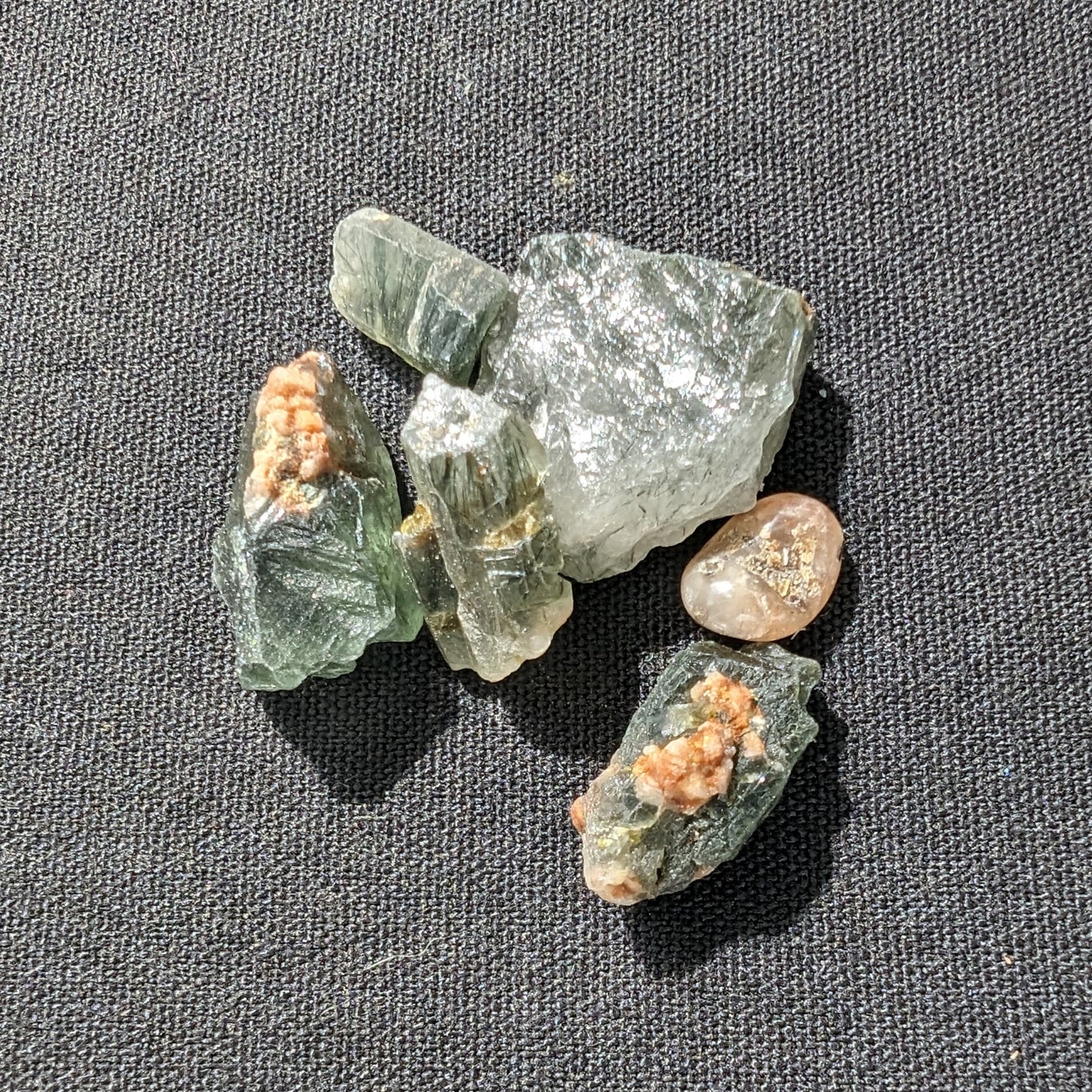 Green hair rutiliated Quartz points 5/6 approx 10g Rocks and Things