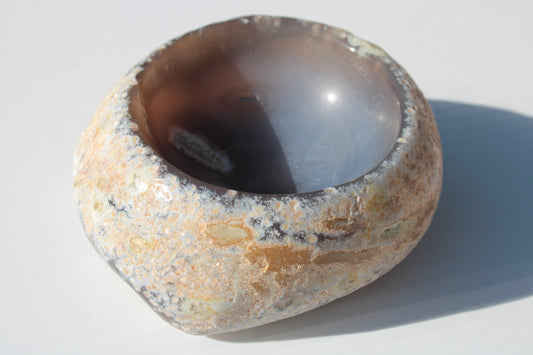 Agate bowl carved 414g Rocks and Things