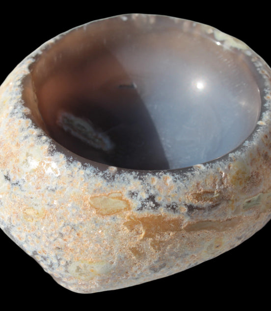 Agate bowl carved 414g Rocks and Things