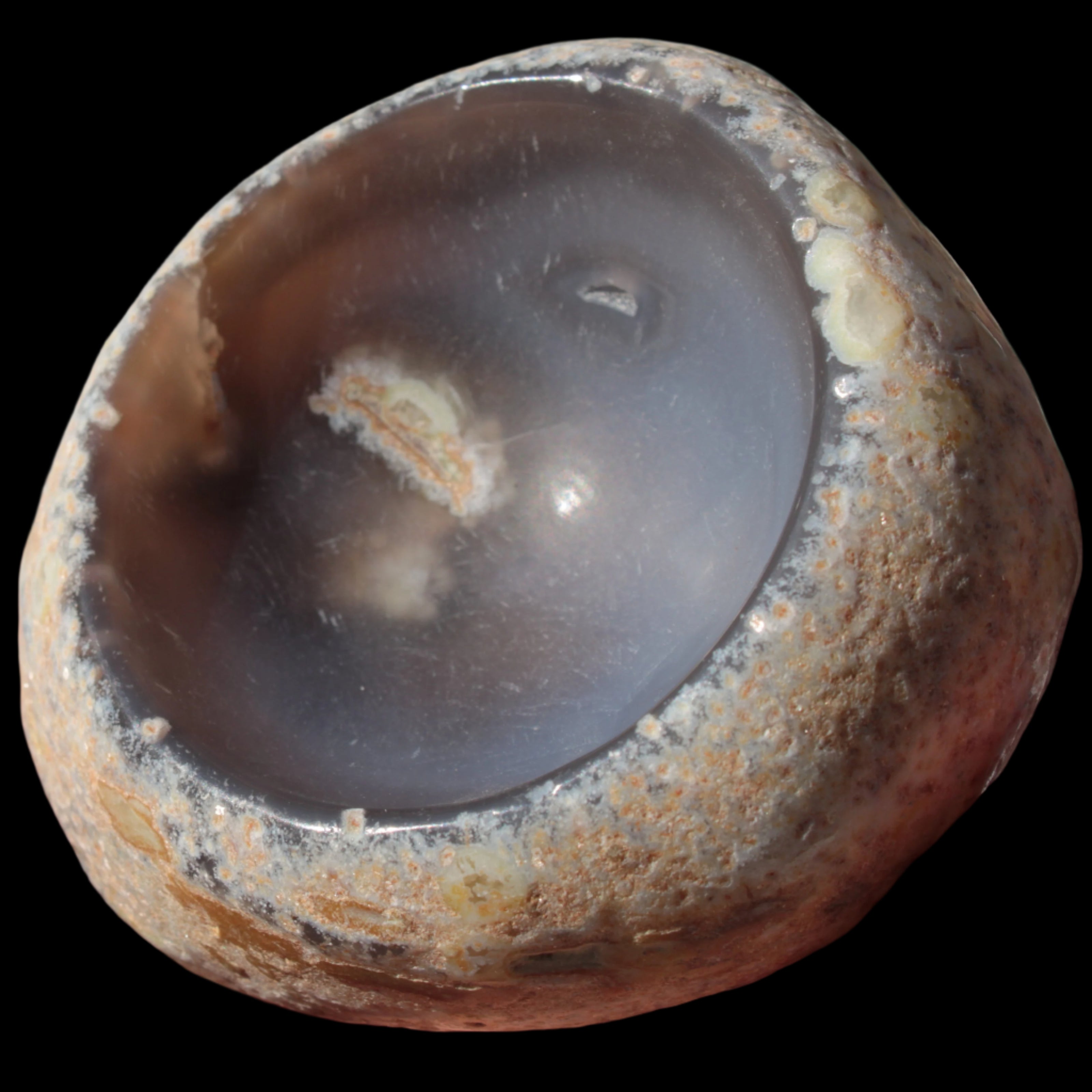Agate bowl carved 414g Rocks and Things