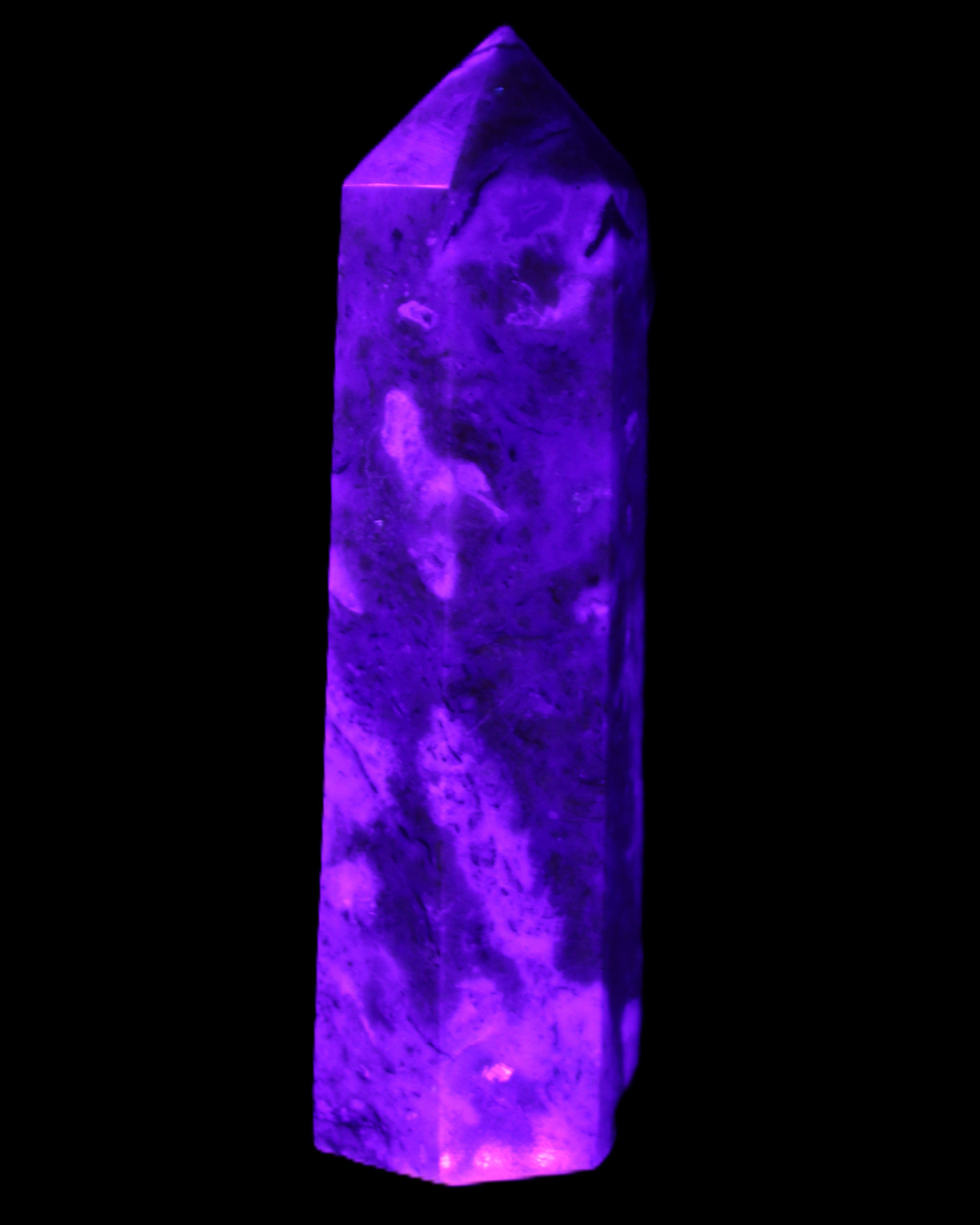 Pietersite wand 95g in UV light - Rocks and Things Store