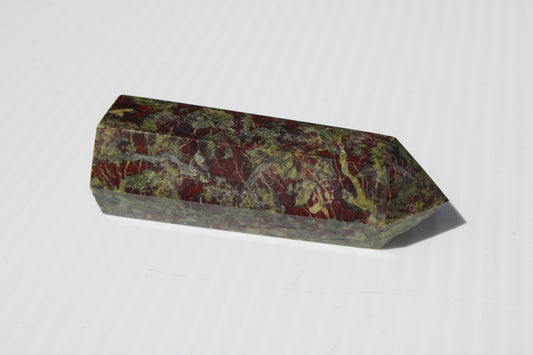 Dragons Blood Stone wand 76g Rocks and Things