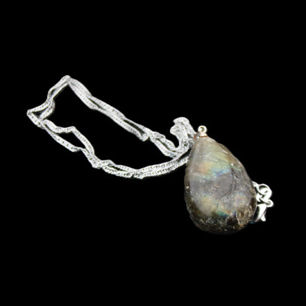 Labradorite drop pendant with necklace 30*20*10mm 14g in sunlight - Rocks and Things Store