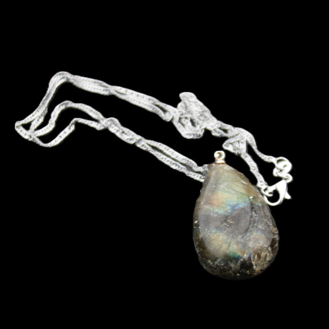 Labradorite drop pendant with necklace 30*20*10mm 14g in sunlight - Rocks and Things Store