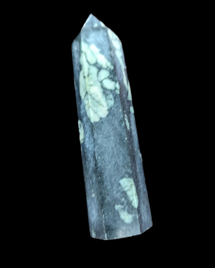 Chrysanthemum Stone wand 90g - Rocks and Things Store