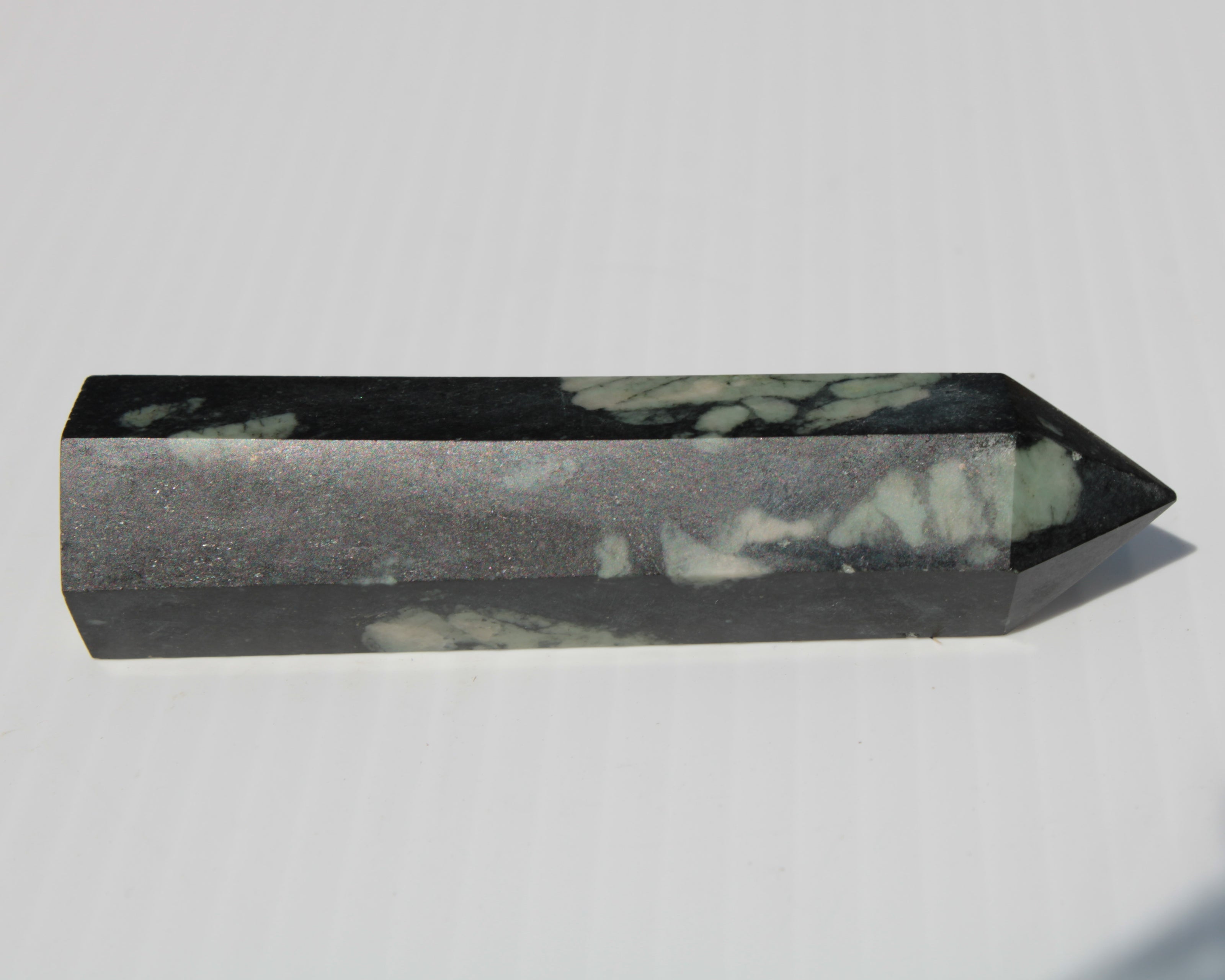 Chrysanthemum Stone wand 90g Rocks and Things