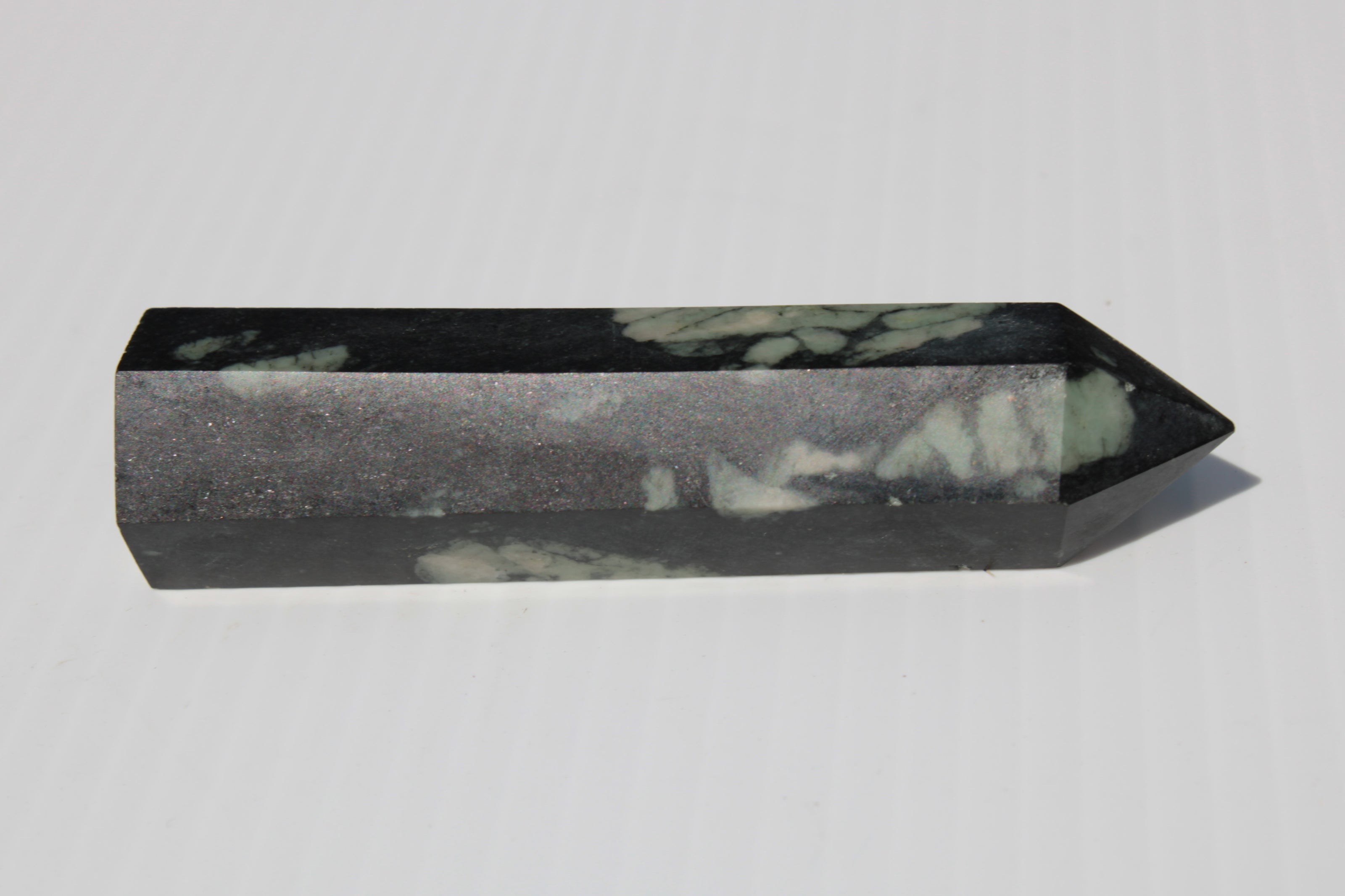Chrysanthemum Stone wand 90g Rocks and Things
