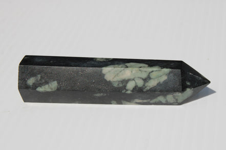 Chrysanthemum Stone wand 90g Rocks and Things