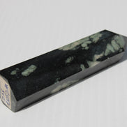 Chrysanthemum Stone wand 90g Rocks and Things