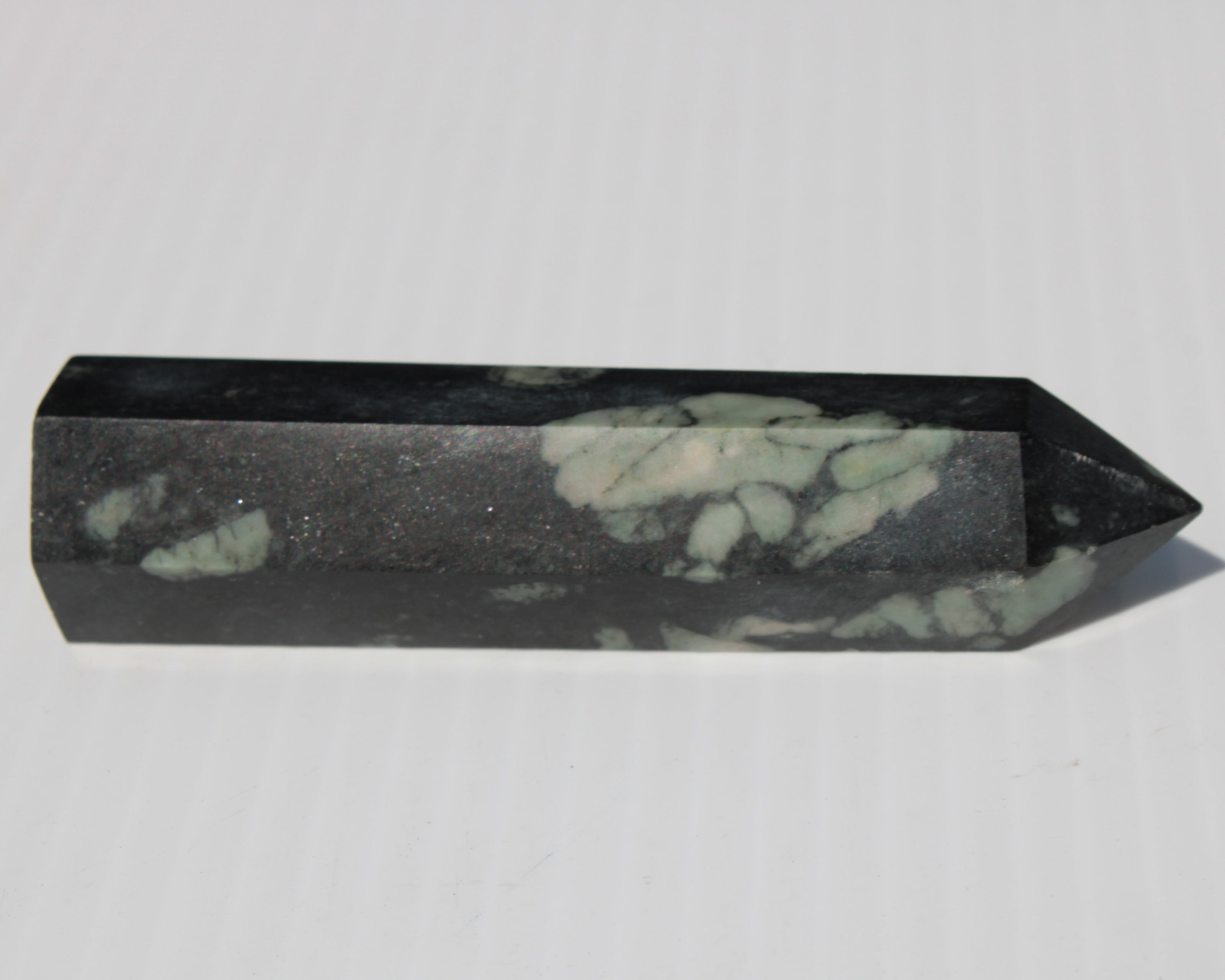 Chrysanthemum Stone wand 90g Rocks and Things
