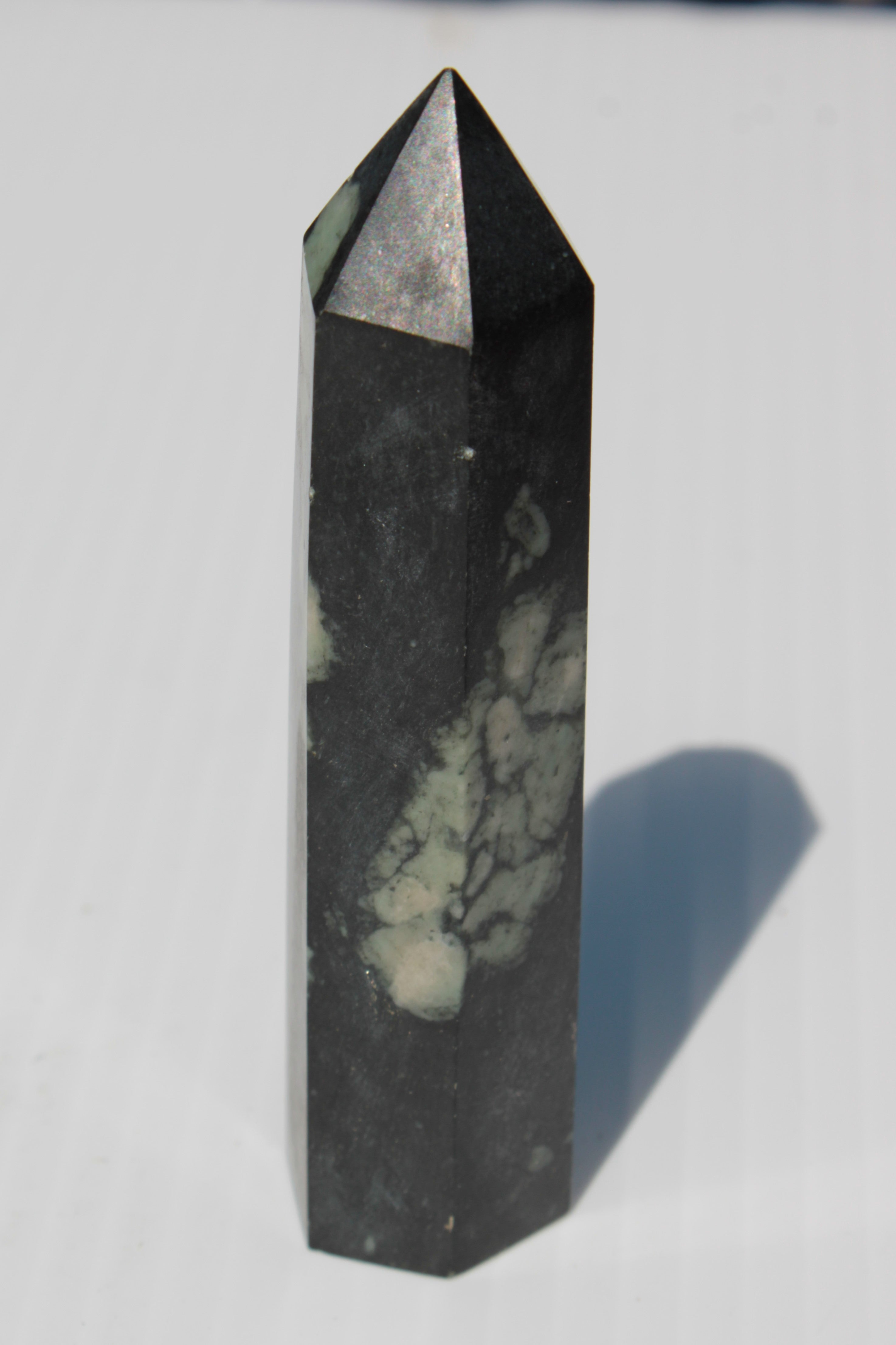 Chrysanthemum Stone wand 90g Rocks and Things