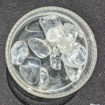 Topaz tiny crystals 4-5g