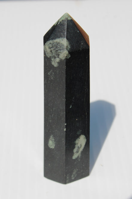 Chrysanthemum Stone wand 116g Rocks and Things