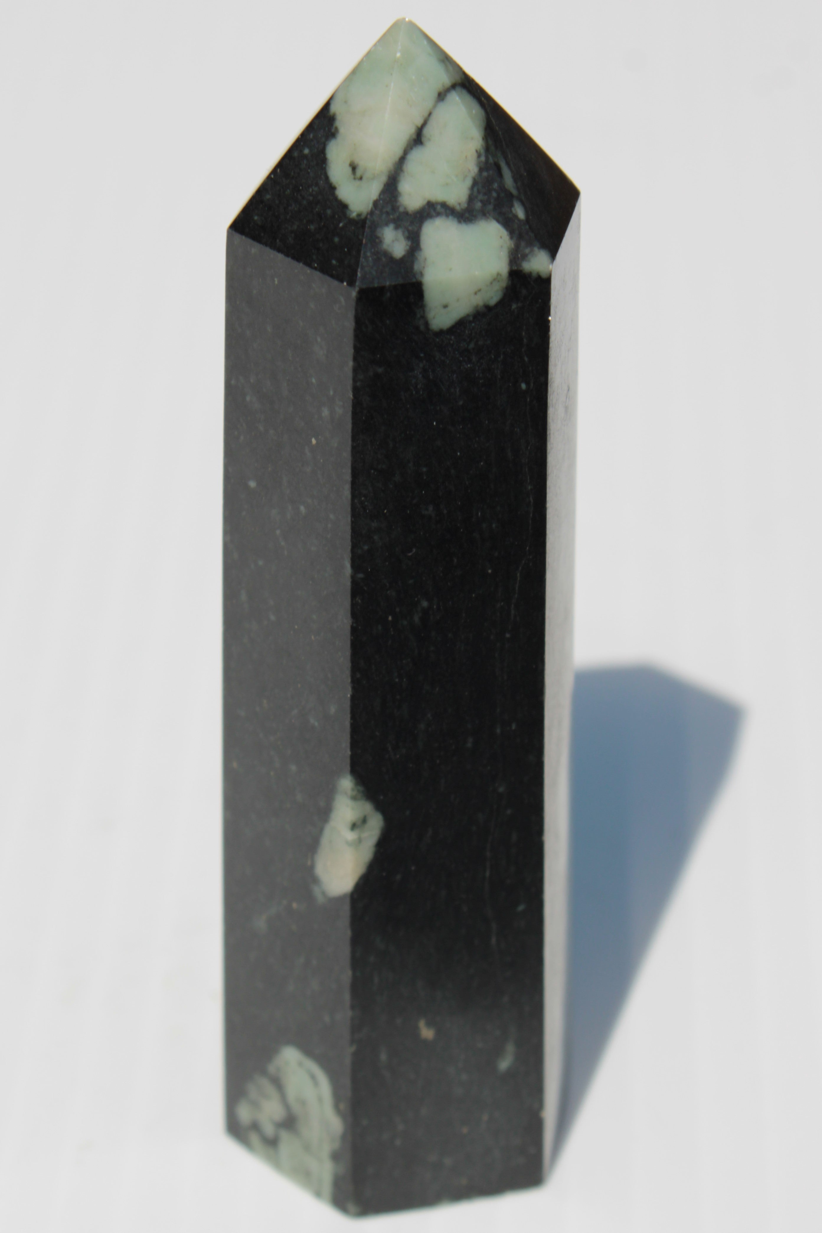 Chrysanthemum Stone wand 116g Rocks and Things