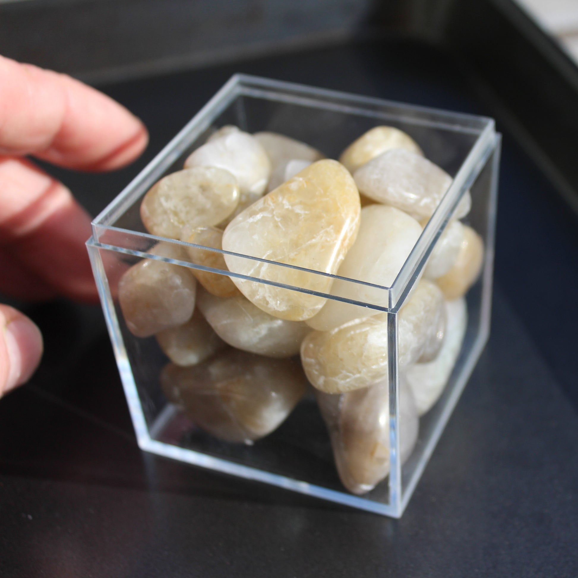 Britannia Creek tumbled Quartz, Citrine & Smoky Quartz, 25 crystals 56mm cube 253g Rocks and Things