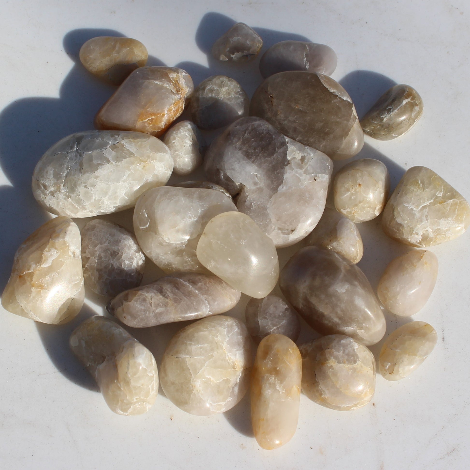 Britannia Creek tumbled Quartz, Citrine & Smoky Quartz, 25 crystals 56mm cube 253g Rocks and Things