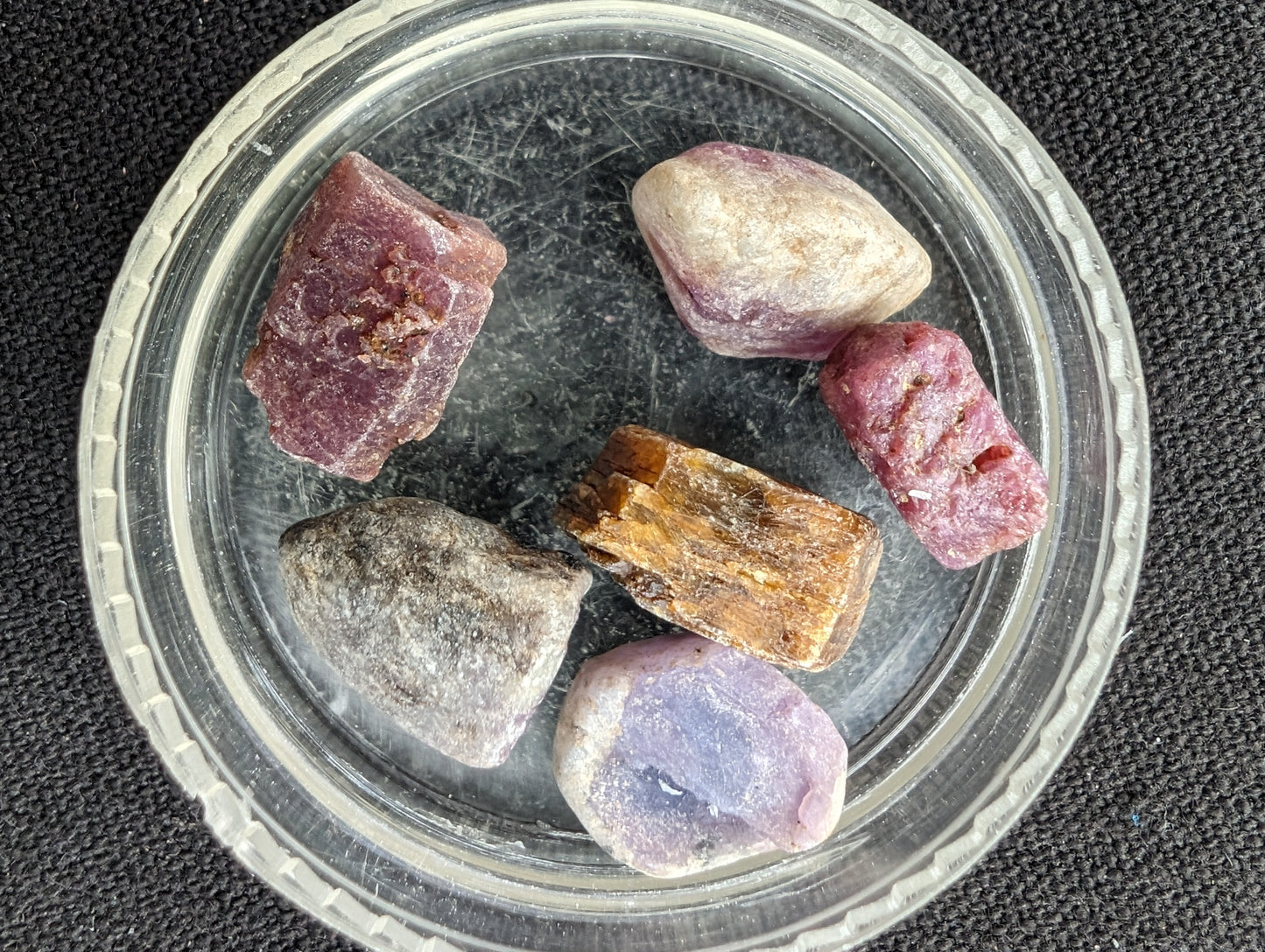 Red Corundum Ruby crystal untreated, 5/6 crystals 8g Rocks and Things