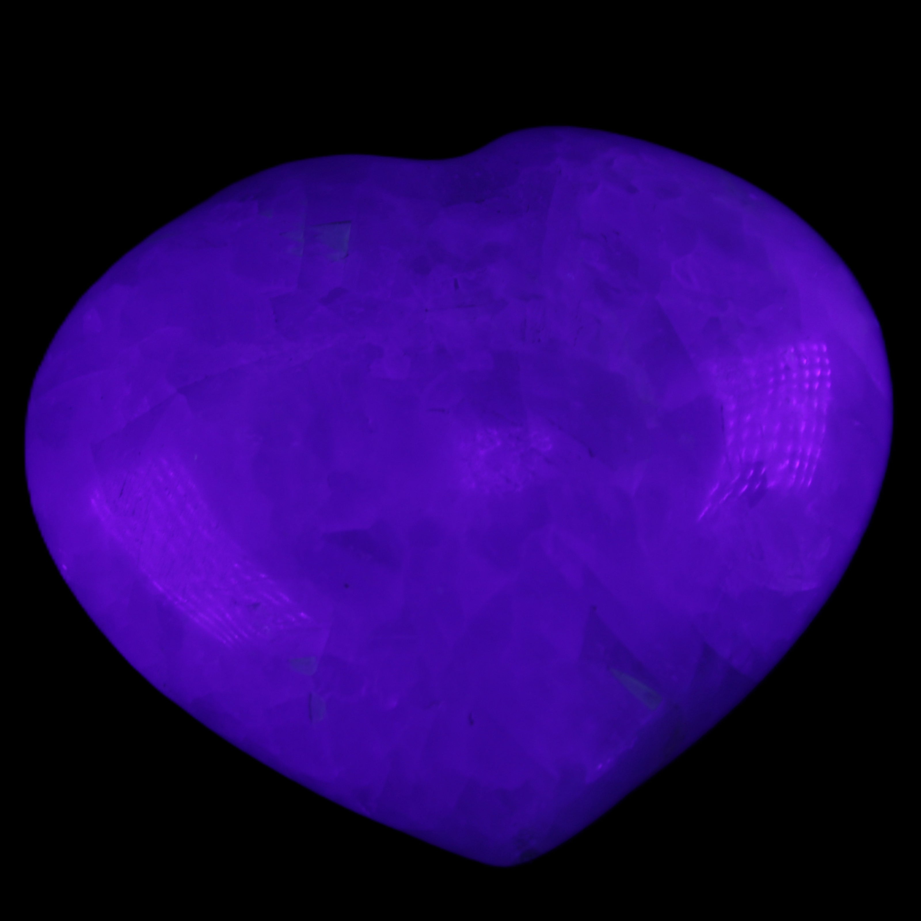 Celestite heart 160g in UV light - Rocks and Things Store
