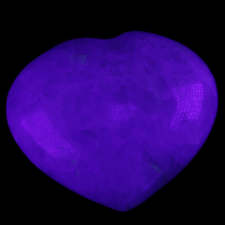 Celestite heart 160g in UV light - Rocks and Things Store