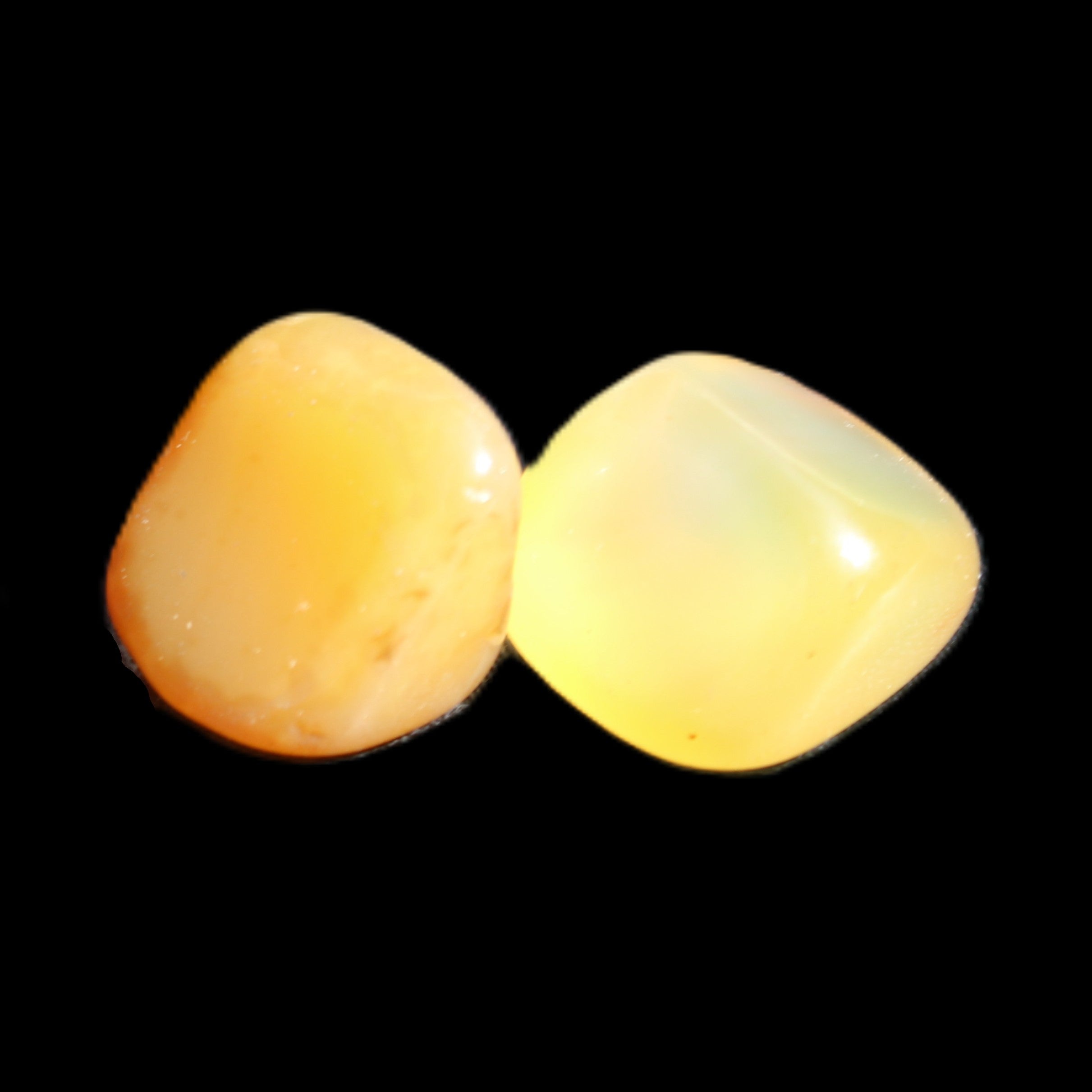 Yellow Agate 2 stones 5g in sunlight - Rocks and Things Store