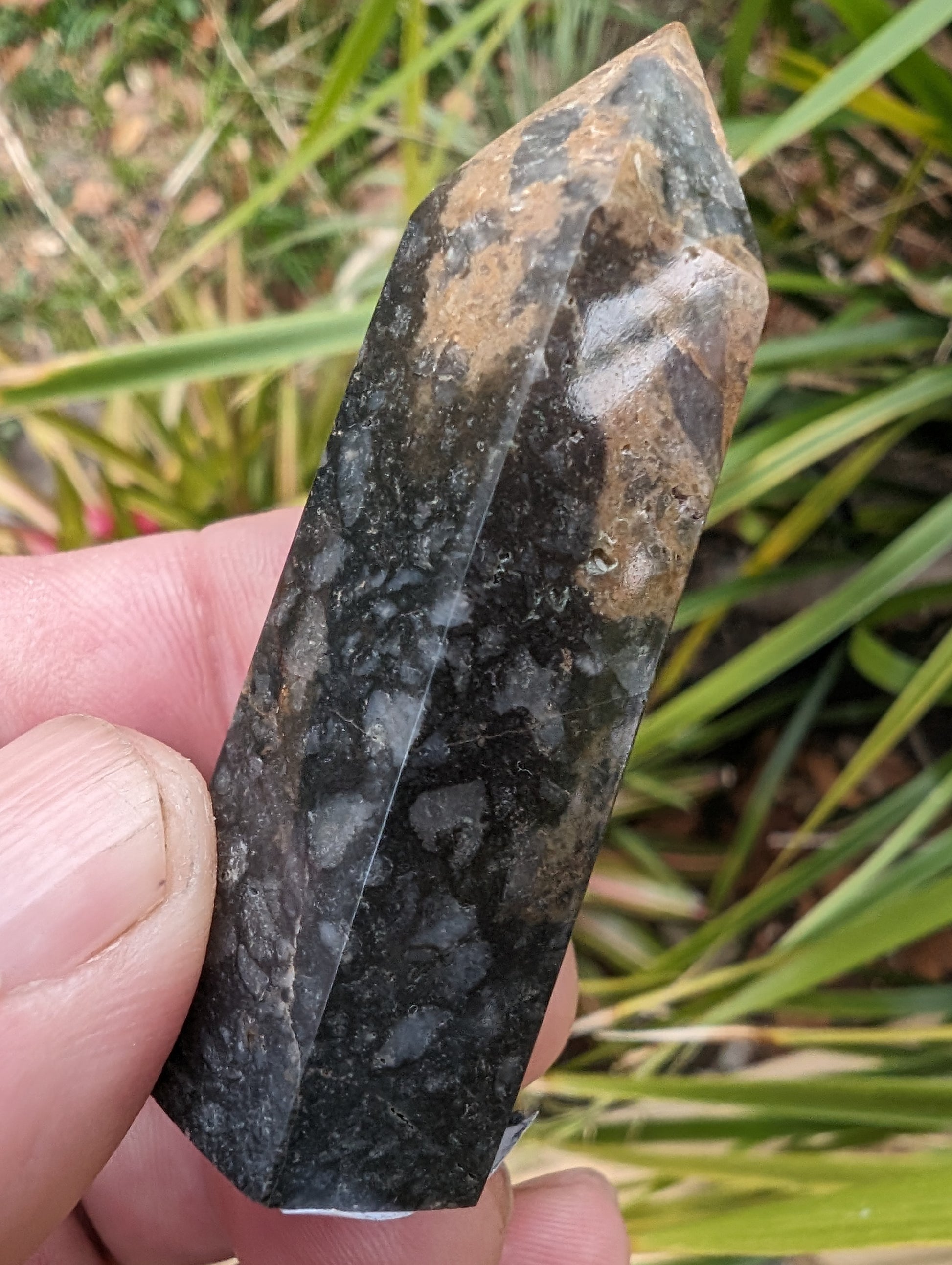 Sugilite wand 41g Rocks and Things